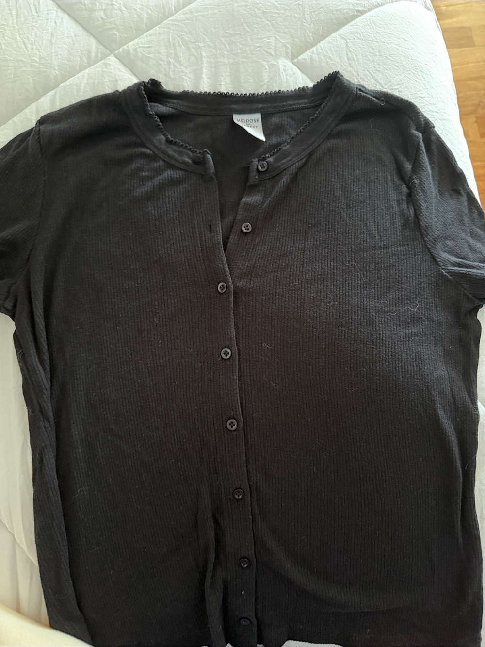 Melrose and Market Black Short-Sleeve Ribbed Button-Front Tee
